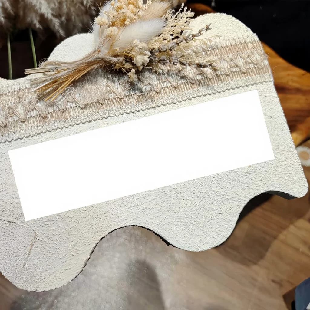 Kissansilmä tekokynnet lasihelmillä, lyhyt soikea muoto