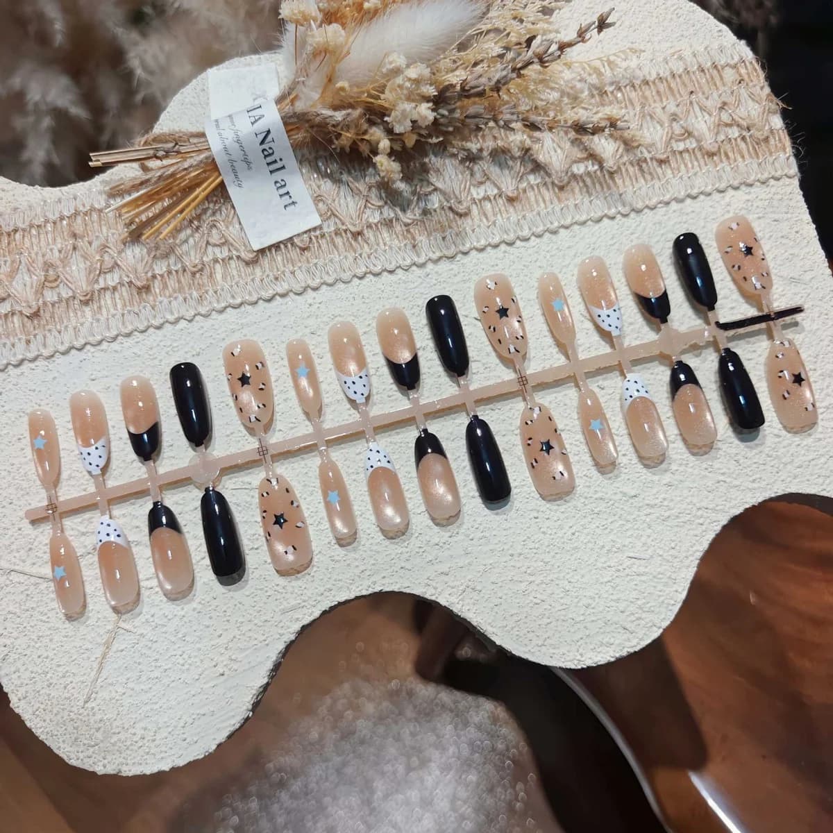 Hopeatähti kissansilmä-tekokynnet, keskipitkä soikea, 30 kpl