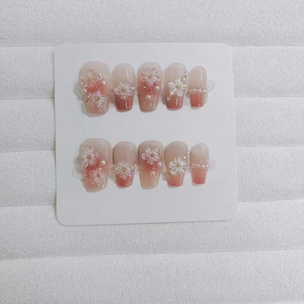 Kukkateko-kynnet, lyhyt arkku, söpö blush-design, 10 kpl