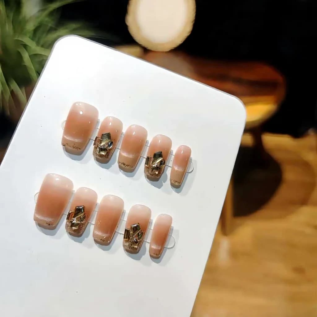 Painettavat kynnet Cat Eye Blush Strass Lyhyt Coffin 30 kpl