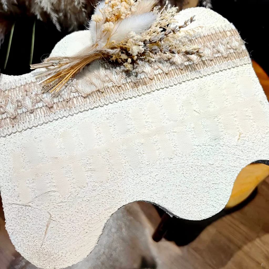 Kissansilmäpainalluskynnet, lyhyt soikea, ruskea tähtidesign