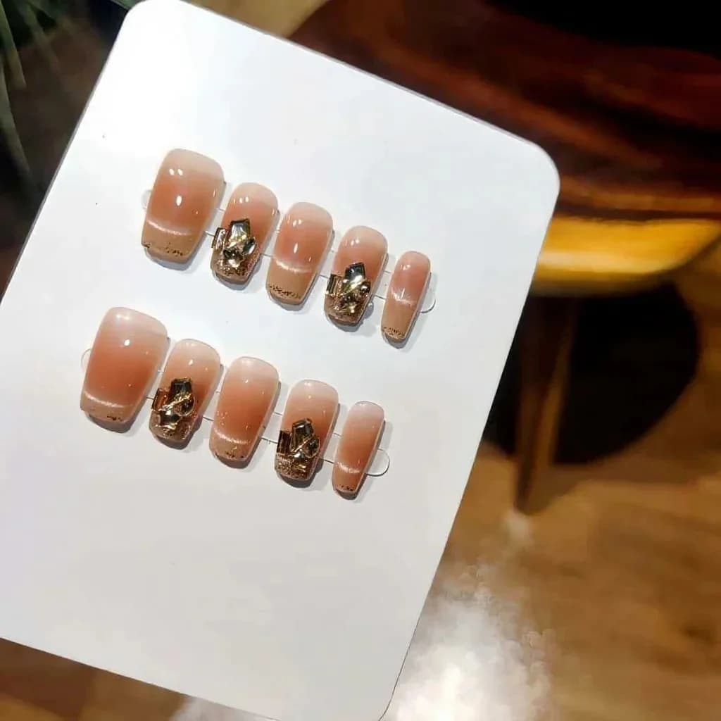 Painettavat kynnet Cat Eye Blush Strass Lyhyt Coffin 30 kpl