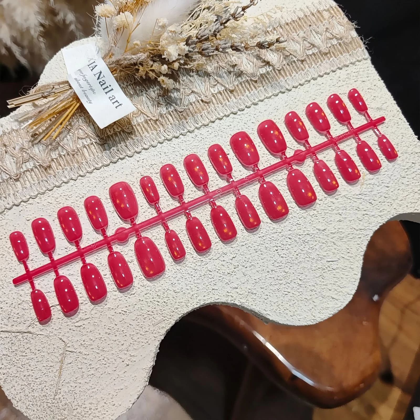 Kissan silmä lasihelmi tekokynnet, esiliimatut